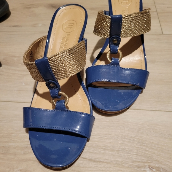 Mootsie Tootsie sandals - Picture 2 of 4